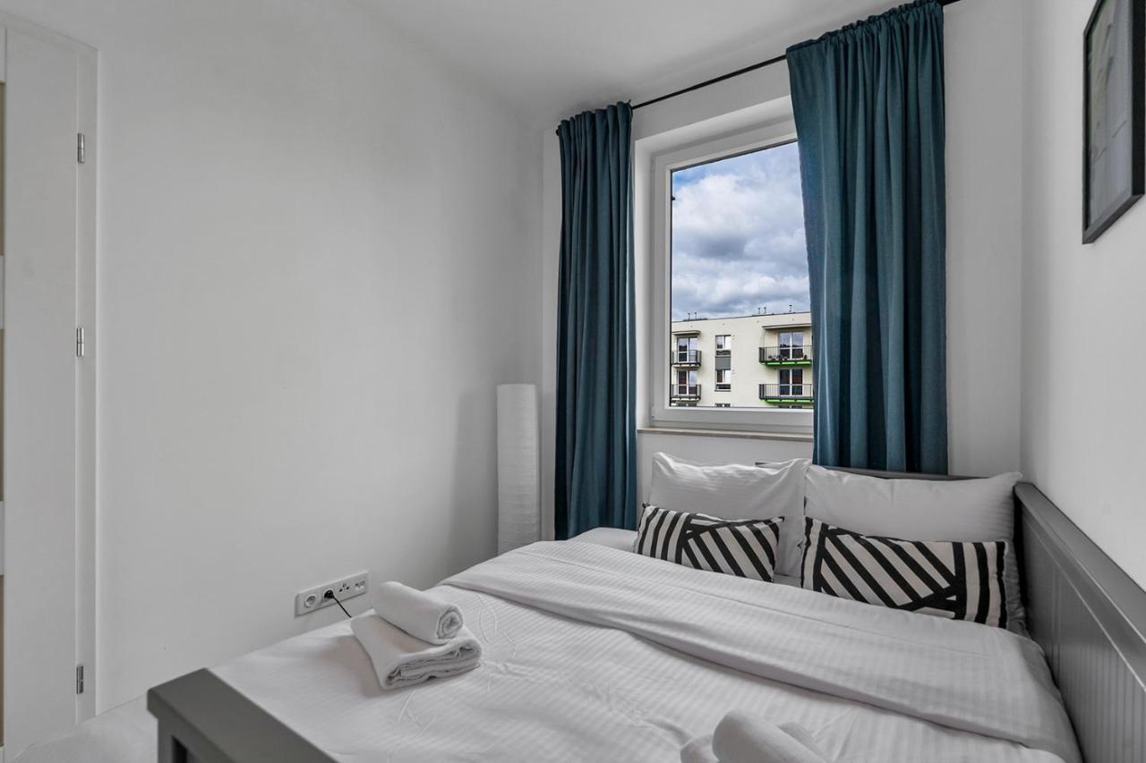 Wlochy Klinkierowa Comfort Apartment Warsawa Bagian luar foto