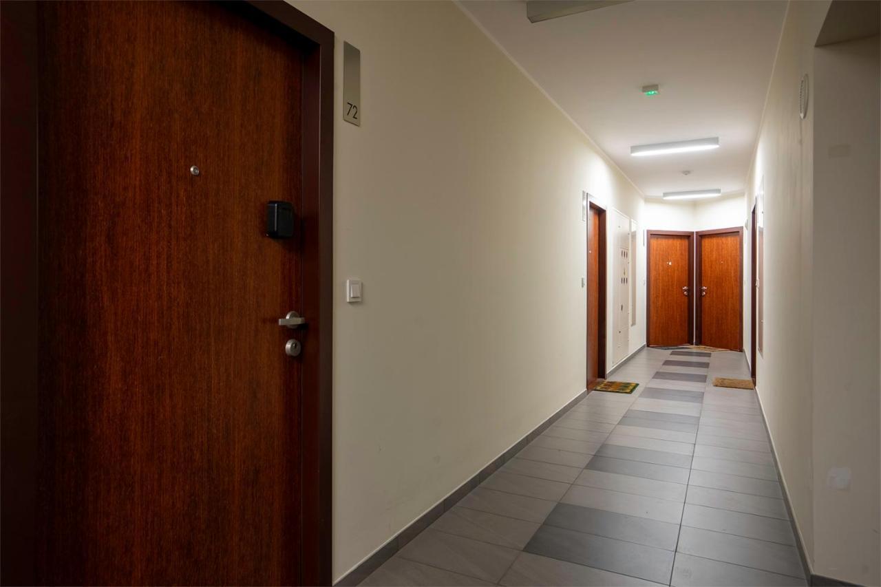 Wlochy Klinkierowa Comfort Apartment Warsawa Bagian luar foto