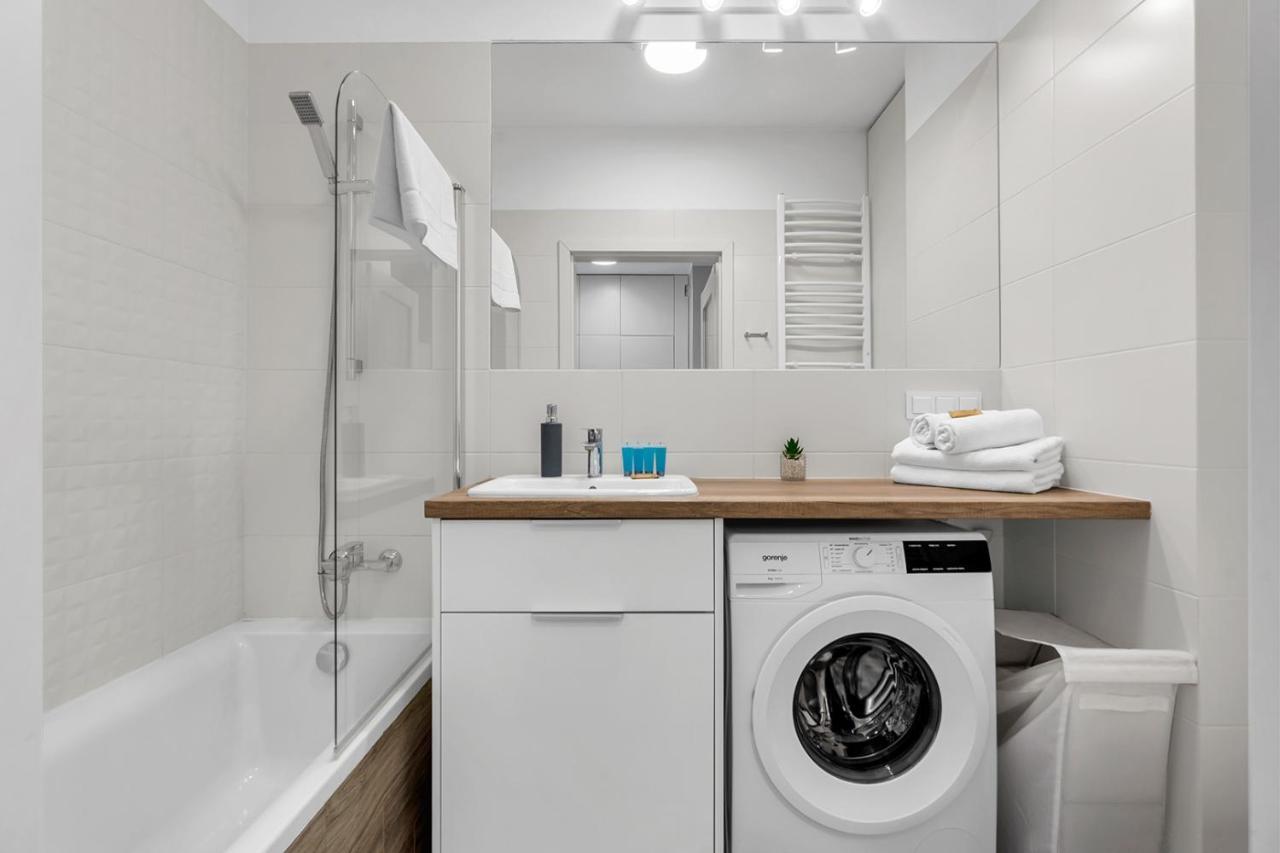 Wlochy Klinkierowa Comfort Apartment Warsawa Bagian luar foto